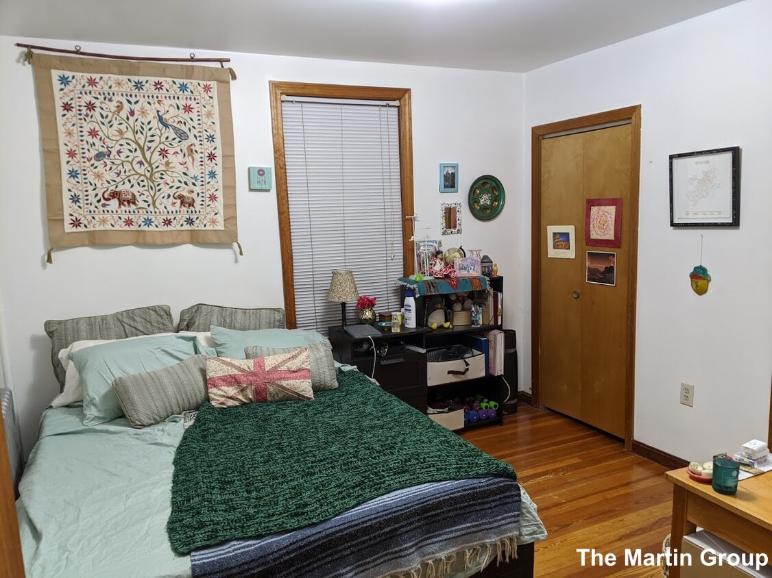 Primary Photo - 45 Litchfield St