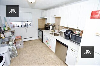 Building Photo - 53 Colborne Rd