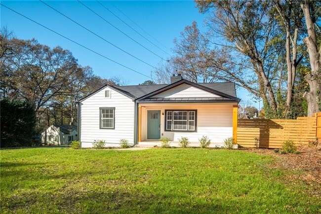 Building Photo - 1810 Dresden Dr NE