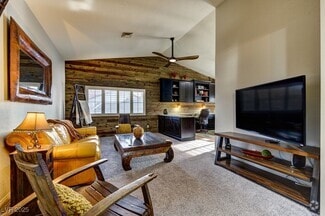 Building Photo - 7641 Descanso Ln