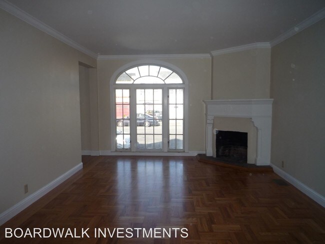 Building Photo - 2631 45th Ave