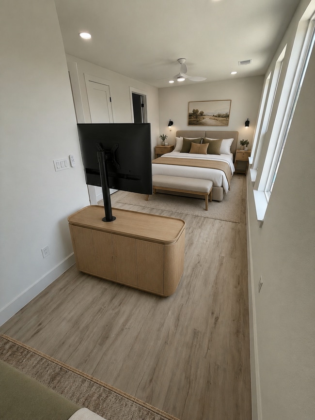 Building Photo - 4711 Sylvester St