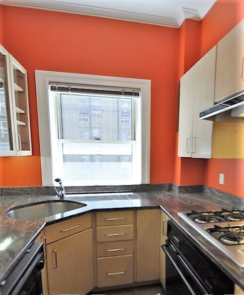 Primary Photo - 57 W 58th St