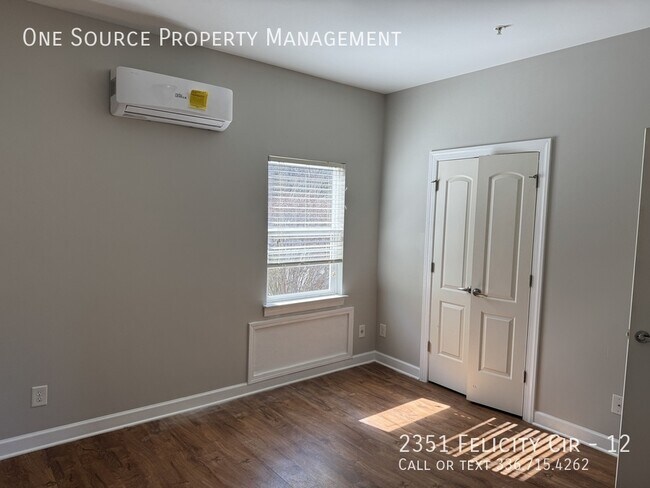 Foto del edificio - 2351 Felicity Cir