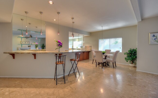 Building Photo - 41985 Hemingway Ct