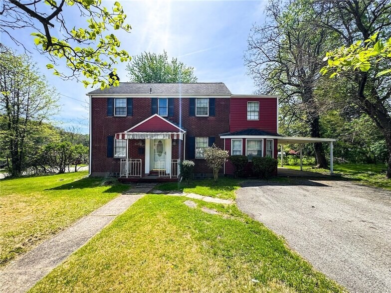 Photo - 2710 Henderson Road Unit