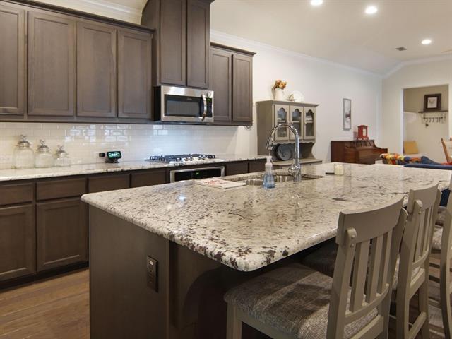 Foto del edificio - 721 10th St