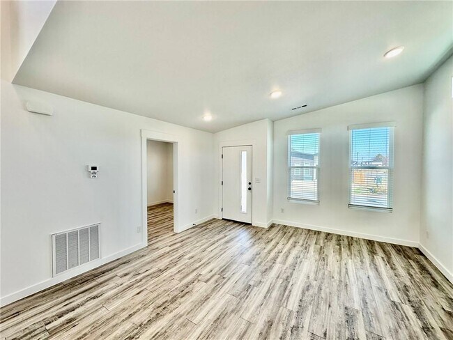 Foto del edificio - 1101 States Ave