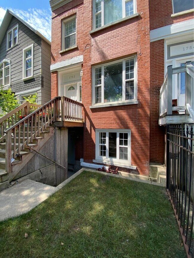 Building Photo - 1752 N Humboldt Blvd