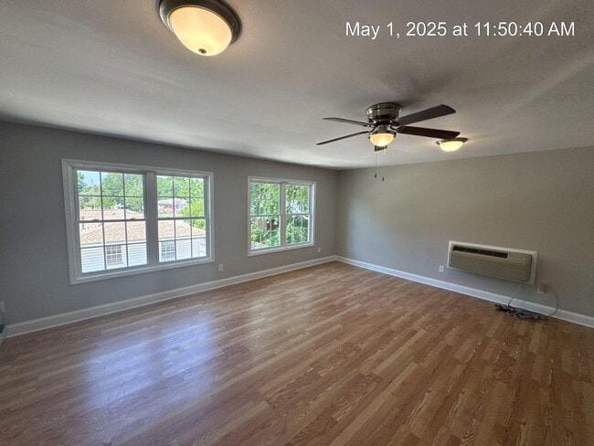 Building Photo - 1113 Juniper Dr