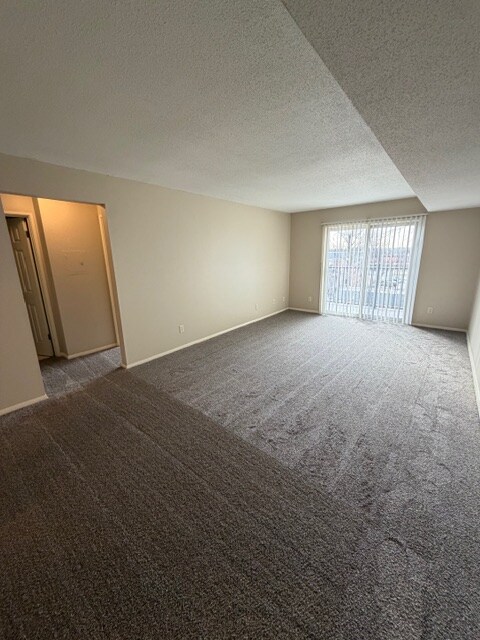 Foto del edificio - 7100 Van Dorn St