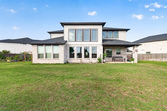 Foto del edificio - 21231 Aristad Ln