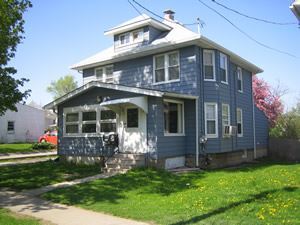 Building Photo - 321 S Dodge St