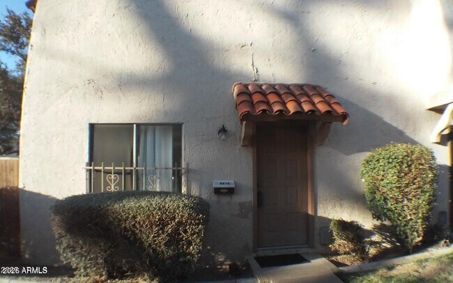 Building Photo - 8819 N 12th Pl