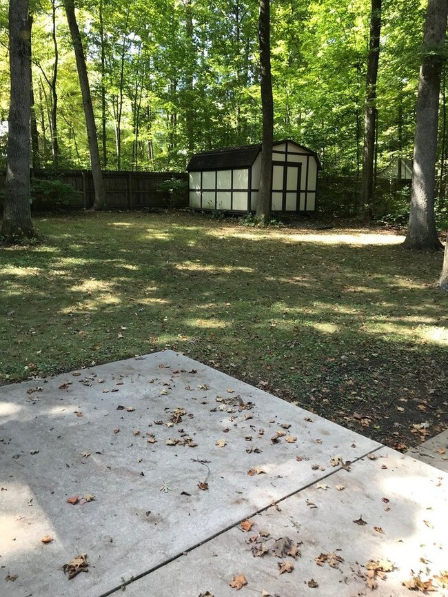 Building Photo - 1141 Woodhaven Ct