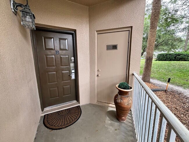 Foto del edificio - 9882 Perfect Dr