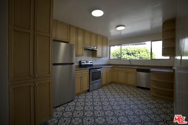 Foto del edificio - 1233 Barry Ave