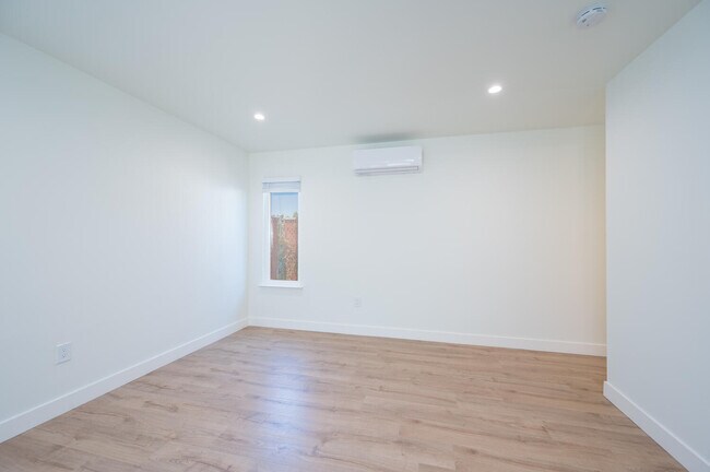 Sala de estar - 680 Morro St