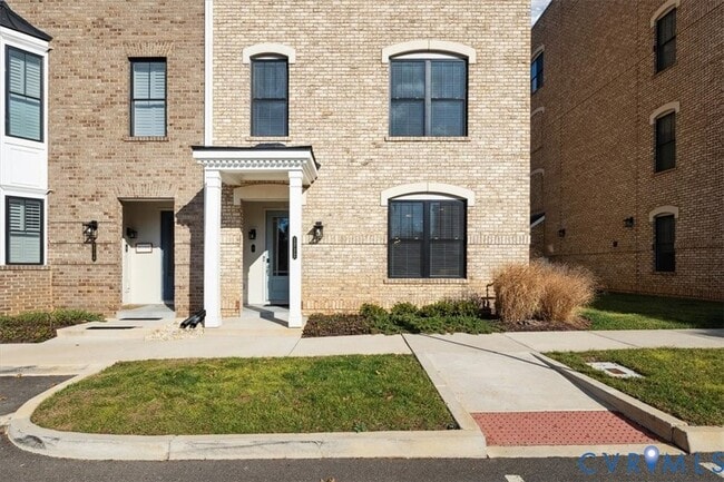 Building Photo - 1722 Old Brick Rd