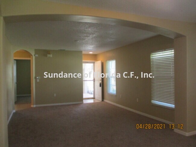 Building Photo - Osceola County