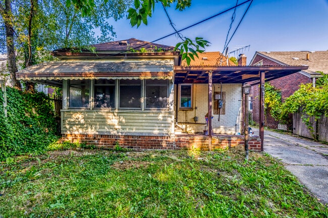 Building Photo - 10724 McKinney St