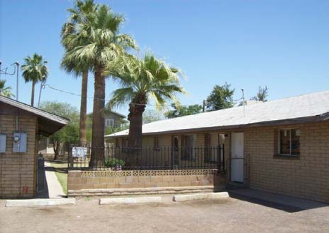 Building Photo - 6714 N 60th Ave