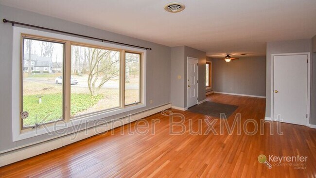 Building Photo - 5369 Mechanicsville Rd