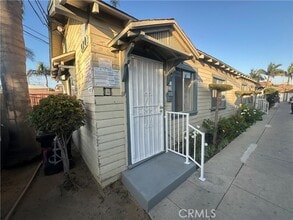 Building Photo - 920 McFarland Ave
