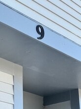 Building Photo - 55 Littleton Rd