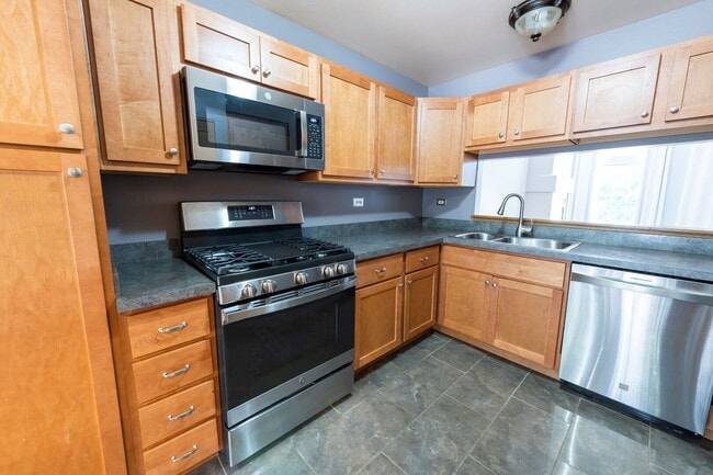 Foto del edificio - 754 Savannah Ln