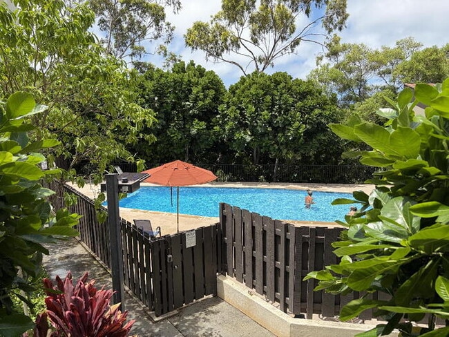Photo - To register for the showing time, note the 4 digit code: 5979 and click "APPLY NOW."(mobile:orang... House