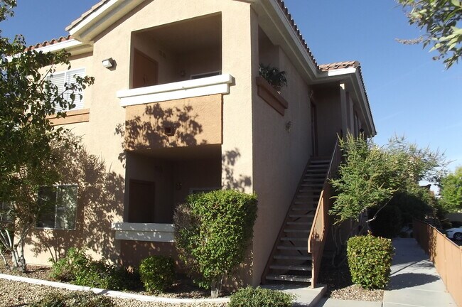 Building Photo - Silverado Ranch Condo