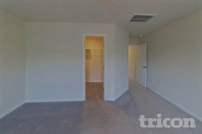 Building Photo - 2115 Brechin Rd