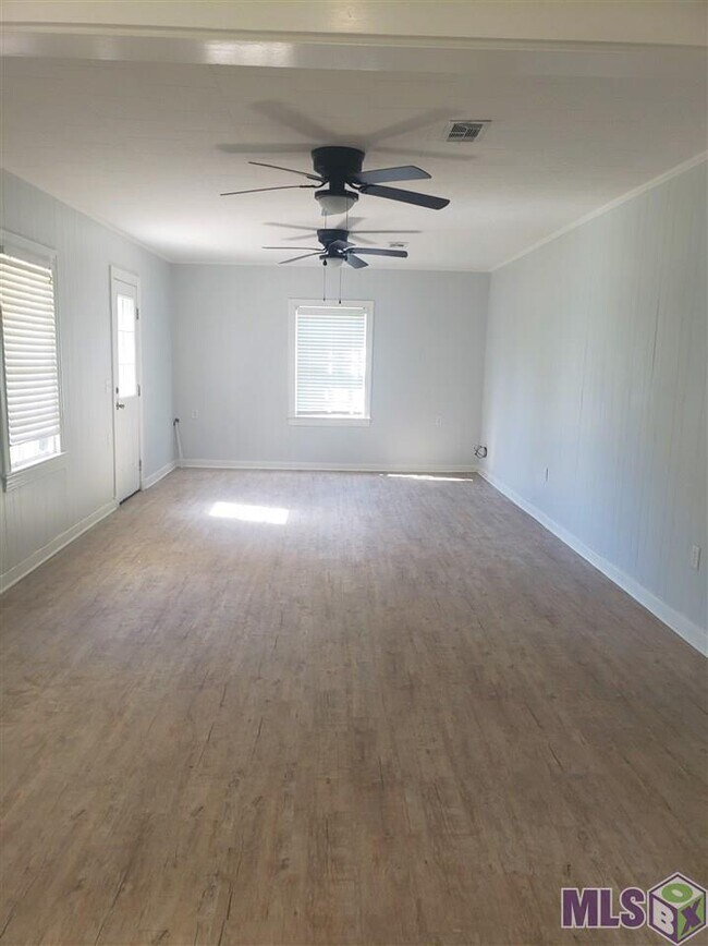 Foto del edificio - 908 E Bayou Narcisse Rd