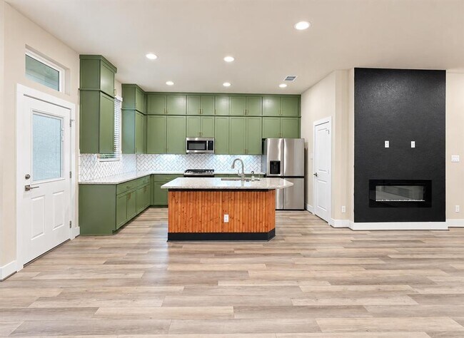 Foto del edificio - 8851 Oakland Rd