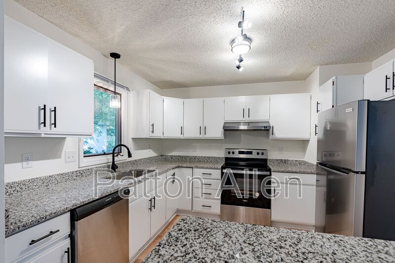 Foto principal - 112 Glenn Bridge Rd