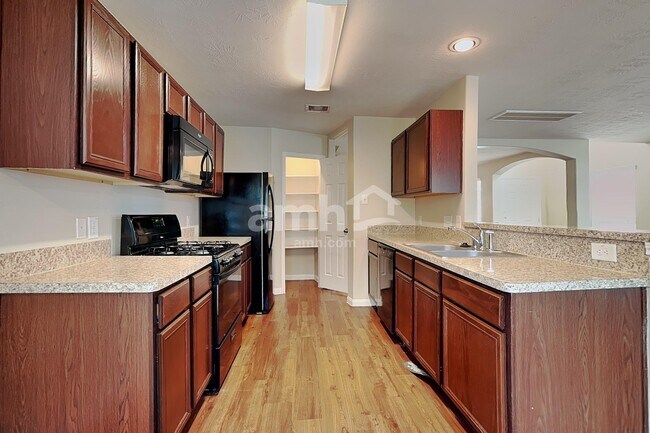 Foto del edificio - 15458 Bammel Oaks Ct