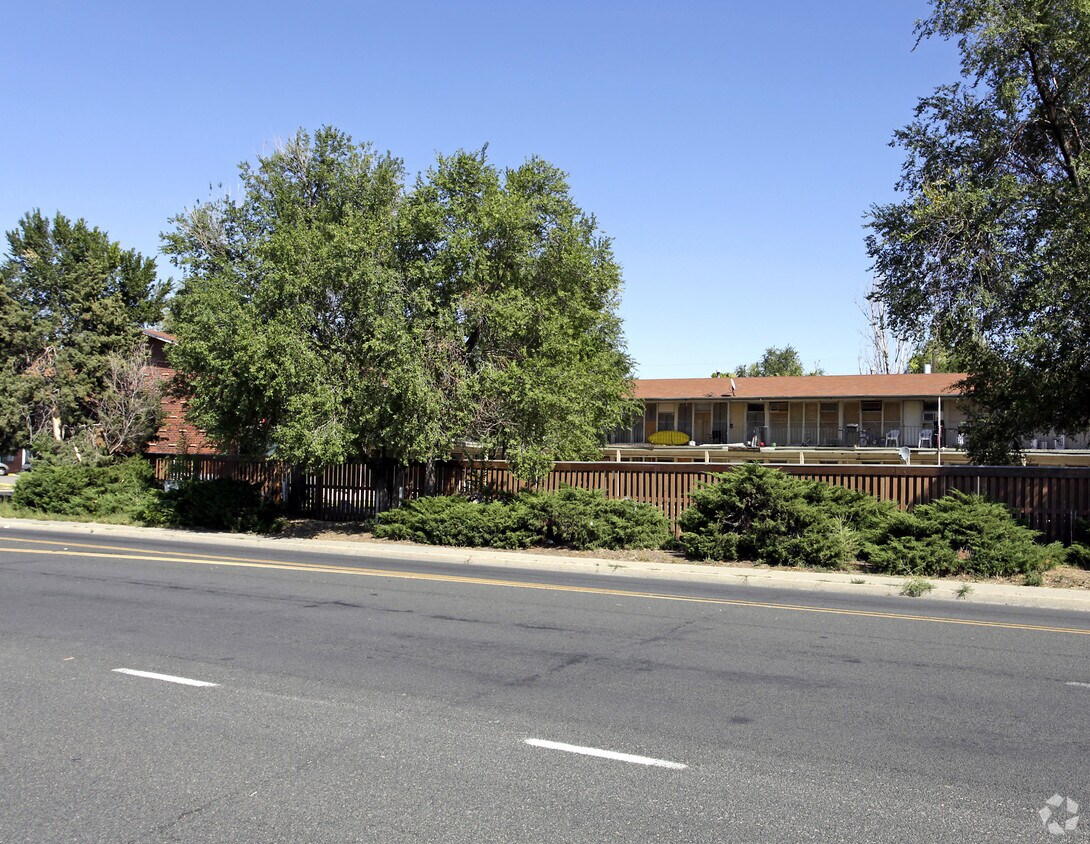 Building Photo - 720 Dayton St