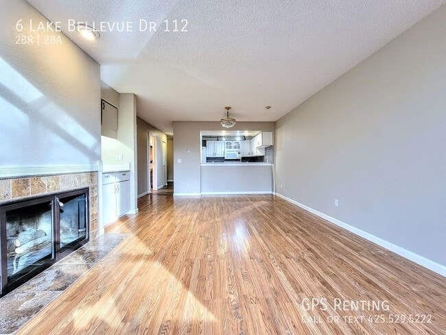 Building Photo - 9 Lake Bellevue Dr