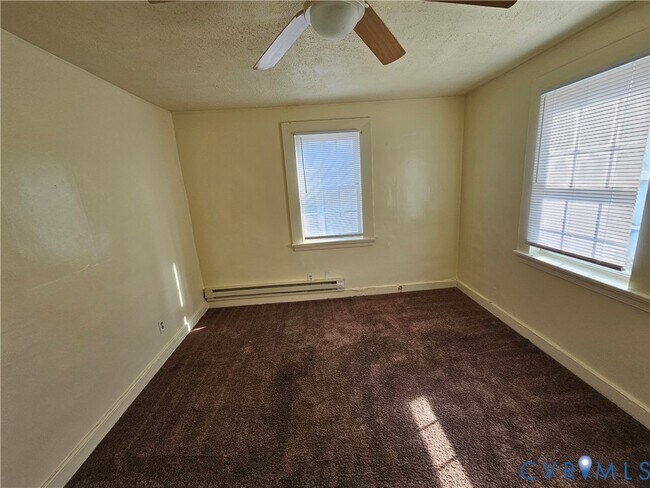 Foto del edificio - 1912 Chelsea St