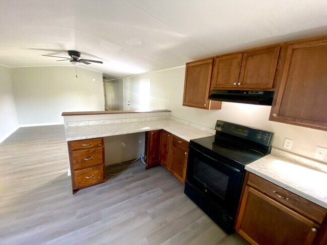 Foto del edificio - 102 Persimmon Dr