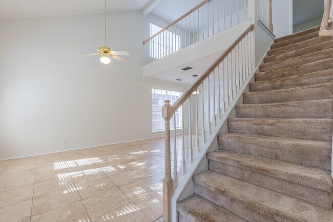 Building Photo - 14215 Spotted Cedar
