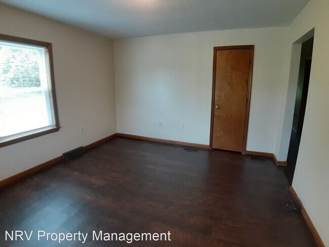 Building Photo - 3 br, 2 bath House - 312 4th Ave