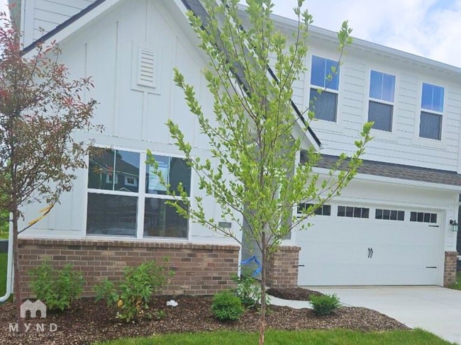 Building Photo - 16960 Sandhurst Pl