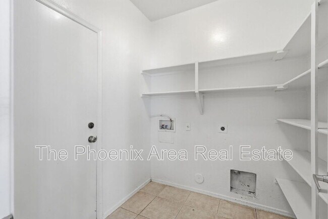 Foto del edificio - 310 Mountain View Rd