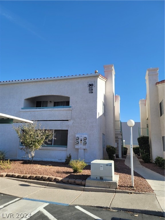 Primary Photo - 2725 S Nellis Blvd
