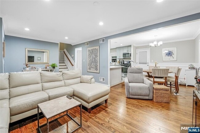 Foto del edificio - 194 Delmar Ave