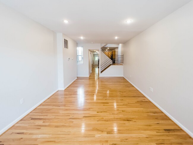 Foto del edificio - 721 S Milton Ave