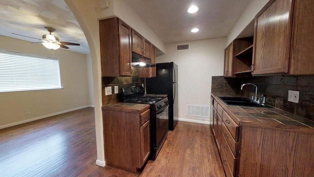 Foto principal - 1520 N Haskell Ave