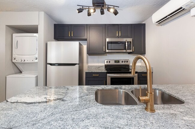 Interior Photo - Welcome to The Shenandoah!